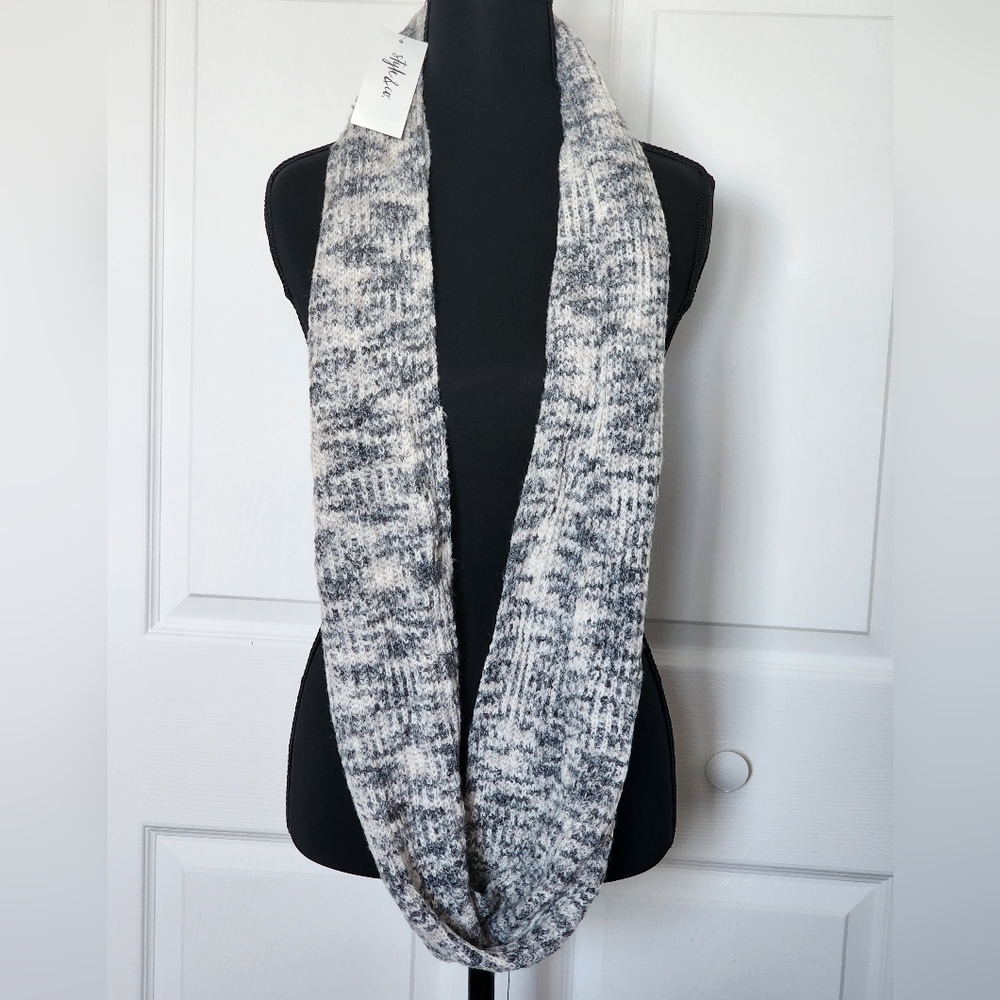Style & Co Women's Black Marled Space-Dyed Infinity Loop Scarf